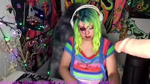 occvlt qveen online show from October 18, 12:03 am