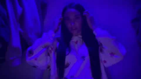Snapshot of oceanxalara22_xo chatting on October 20, 2:36 am A L A R A online show from October 20, 2:36 am