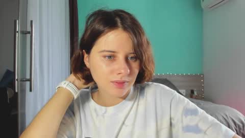 Snapshot of octopussy69x chatting on January 11, 8:22 am Evie online show from January 11, 8:22 am