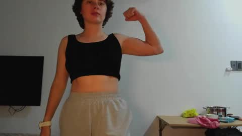Evie online show from April 28, 4:55 pm