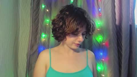 Snapshot of octopussy69x chatting on October 10, 12:43 pm Evie online show from October 10, 12:43 pm