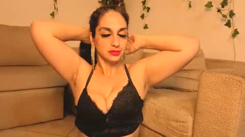 Daniela Dany online show from April 28, 5:33 am