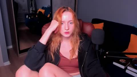 Call me Bee online show from February 19, 3:27 pm