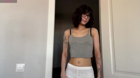 Thea online show from June 5, 6:52 am