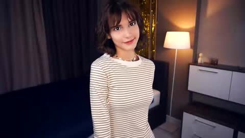 Snapshot of odettehatt chatting on February 26, 3:43 pm Thea online show from February 26, 3:43 pm