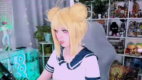 Clementine  Clem  online show from June 14, 10:48 am