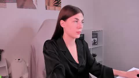 KAYA. online Tu We Th Fr Sa 0100AM - 0800AM Time zone of Germany Munich online show from July 30, 11:49 pm