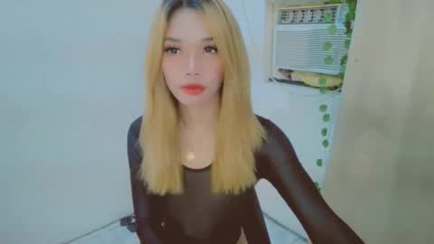 LIAN online show from September 26, 6:05 pm