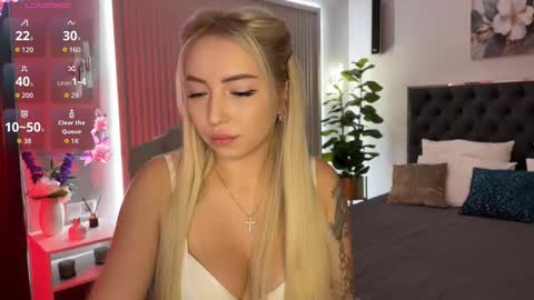 Emma online show from October 2, 1:54 am