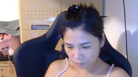 oinjer09 online show from July 7, 1:14 pm