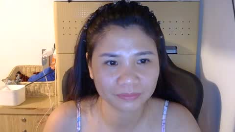 oinjer09 online show from June 7, 5:42 pm