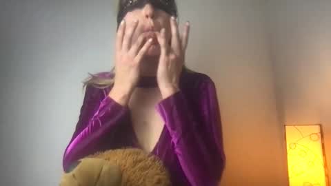 olenenokbembiinthetroublebiche online show from November 15, 5:08 am