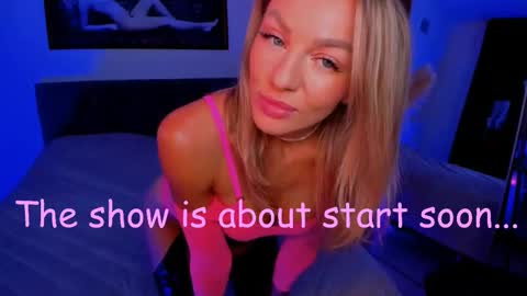 oliva_candy online show from October 25, 6:37 pm