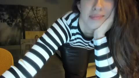 olivia__dream online show from June 17, 7:15 pm