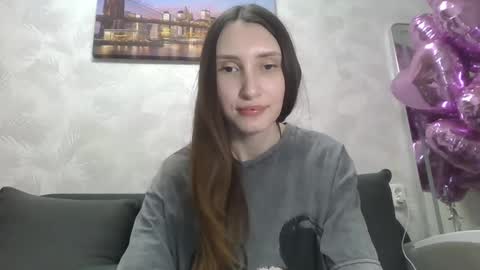 Snapshot of olivia_dream1 chatting on February 19, 12:14 am Olivia online show from February 19, 12:14 am