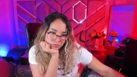  OLIVIA  online show from January 19, 3:46 am