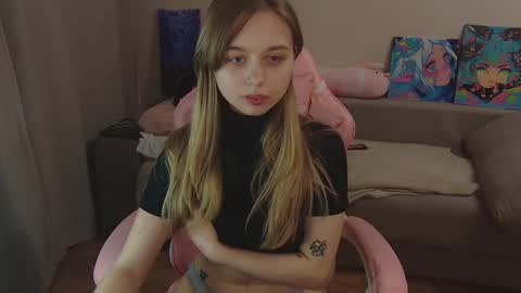 Olivia online show from November 24, 4:20 pm