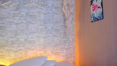 OLIVIA  online show from March 5, 9:21 pm