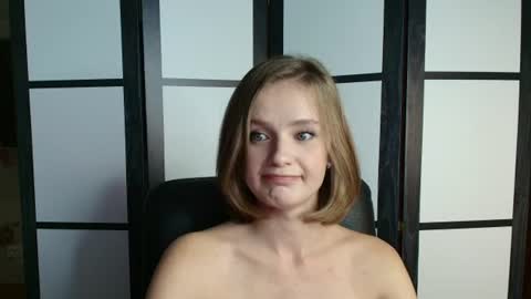 Olivia online show from August 2, 9:23 am