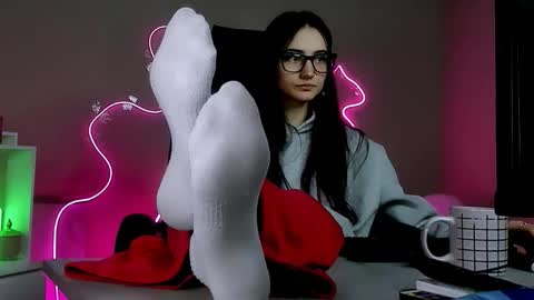 olivia_norton_ online show from March 16, 4:11 pm