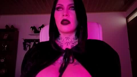   online show from October 1, 1:16 pm