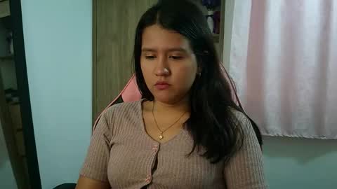 Olivia online show from March 8, 5:39 pm