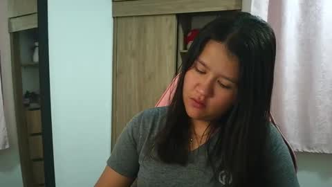 Olivia online show from March 3, 12:11 pm