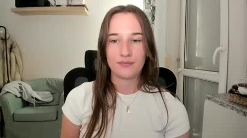 Oliwiaa2004 online show from December 15, 9:53 pm