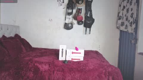 oliviabluee10 online show from July 10, 3:29 am
