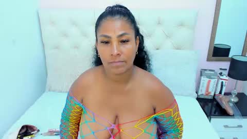 Olivia Burning online show from July 21, 7:36 pm