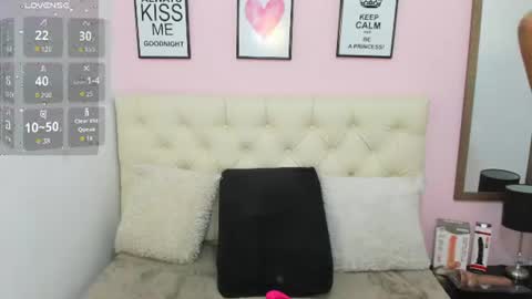 Olivia Burning online show from July 25, 11:50 am