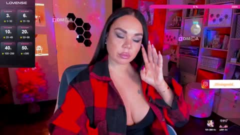 Snapshot of oliviagoold chatting on December 8, 6:17 pm Oliviagoold online show from December 8, 6:17 pm