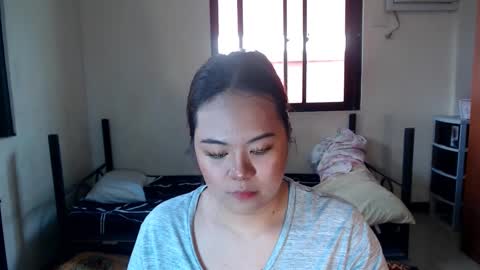 Snapshot of oliviahollywood chatting on January 6, 3:53 am olivia hollywood online show from January 6, 3:53 am