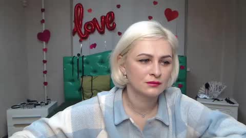 OliviaHorst online show from March 12, 6:18 am