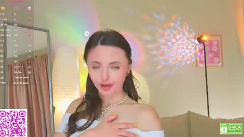 Olivia online show from June 27, 8:04 am