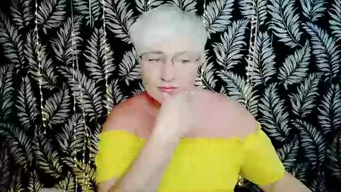 Kelly online show from June 11, 10:01 am
