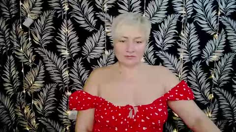 Snapshot of oliviaoskar_ chatting on January 20, 12:18 pm Kelly online show from January 20, 12:18 pm