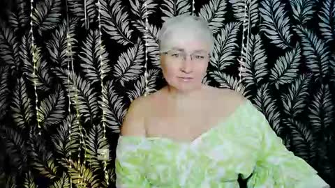Kelly online show from July 12, 10:27 am
