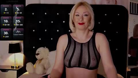 Olivia online show from February 21, 5:35 am