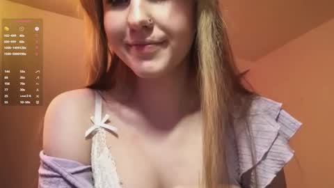 Snapshot of olliefadeley chatting on September 27, 1:40 pm Mila online show from September 27, 1:40 pm