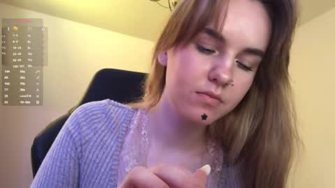 Snapshot of olliefadeley chatting on September 22, 1:31 pm Mila online show from September 22, 1:31 pm