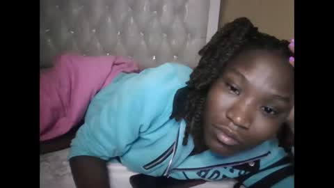 olwami4 online show from December 22, 8:56 pm