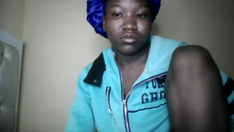 olwami4 online show from June 17, 2:57 am