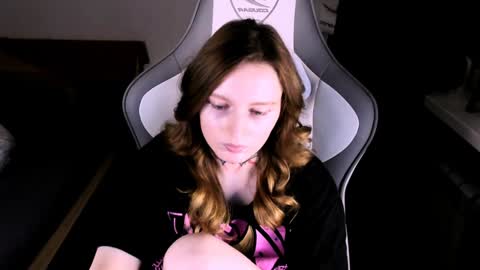 Snapshot of on_yxxx chatting on December 9, 7:29 pm on_yxxx online show from December 9, 7:29 pm