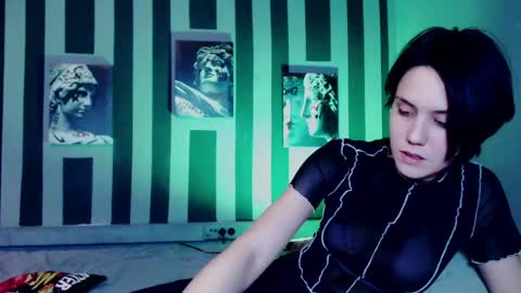 onaloon online show from March 6, 3:01 am