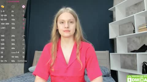 onelovelyalice online show from March 7, 9:38 pm