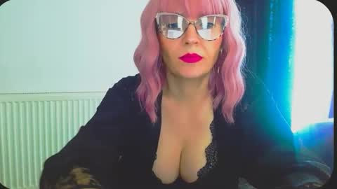 Nicol online show from April 23, 11:06 am