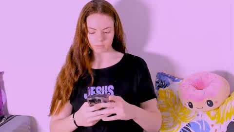only_sarah1 online show from May 2, 10:24 pm