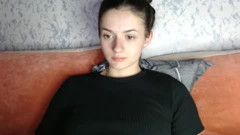 Amalia online show from November 9, 6:26 pm