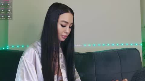 Snapshot of onlyxandra7 chatting on February 11, 8:37 am Xandra online show from February 11, 8:37 am
